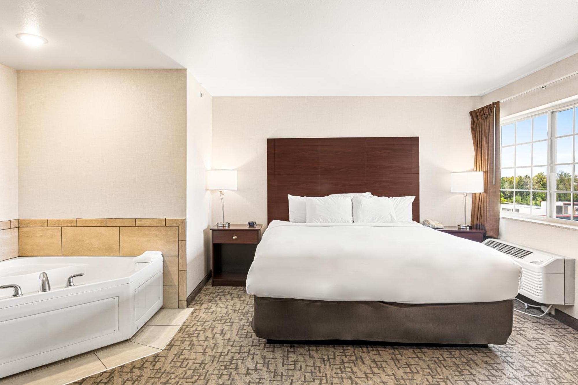 Boarders Inn & Suites By Cobblestone Hotels - Shawano Eksteriør bilde