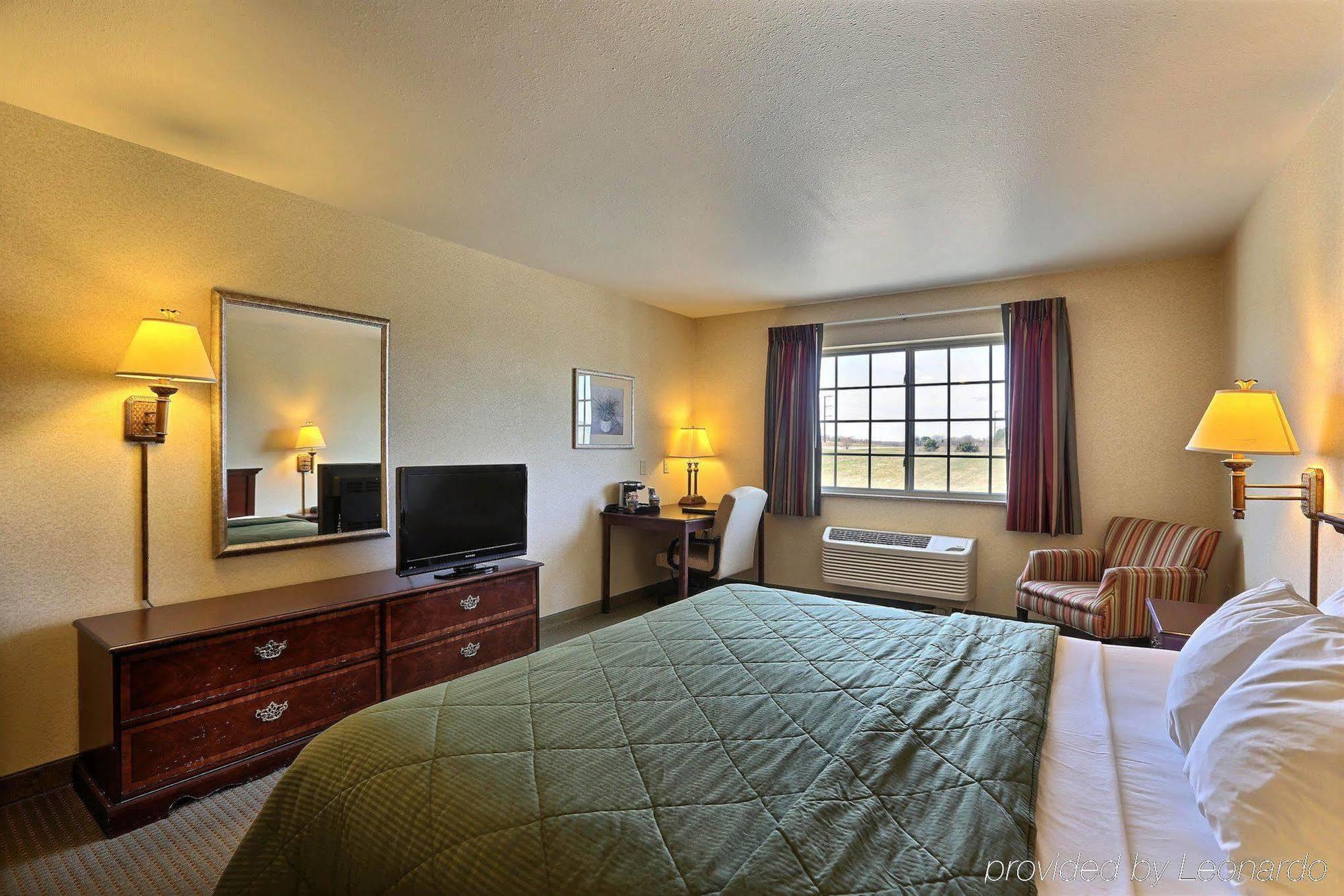 Boarders Inn & Suites By Cobblestone Hotels - Shawano Eksteriør bilde
