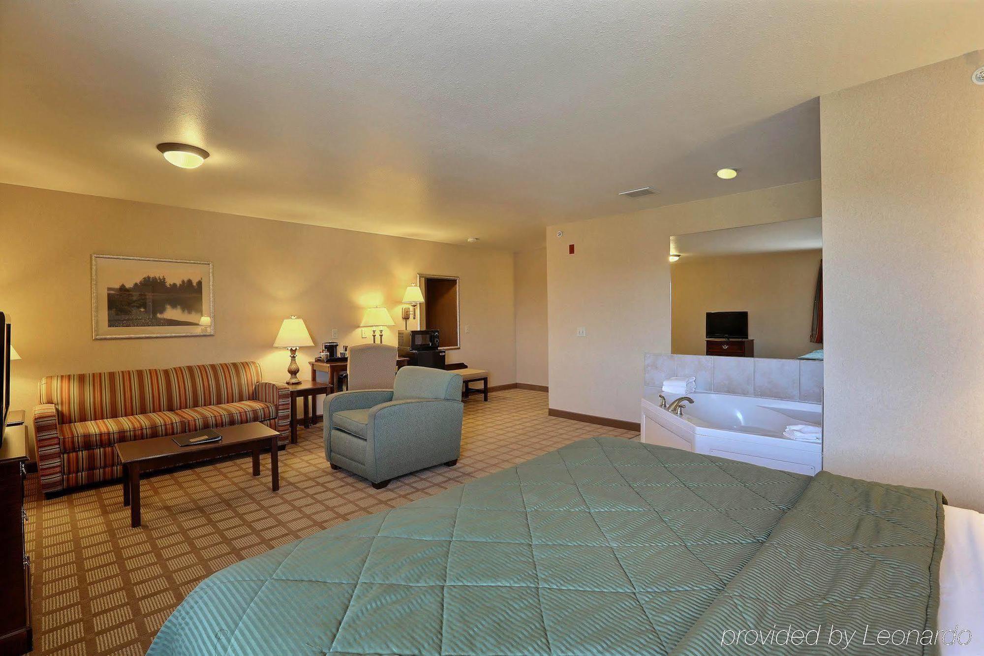 Boarders Inn & Suites By Cobblestone Hotels - Shawano Eksteriør bilde